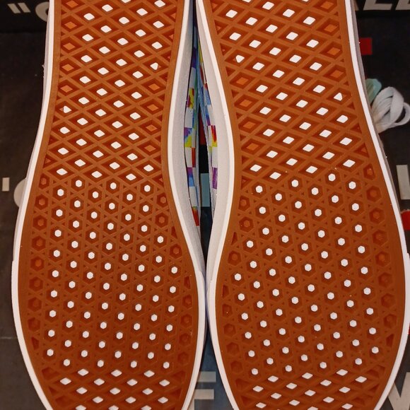 Vans Comfycush Sk8-Hi Tie Dye Checker White Size US 12 Men New VN0A3WMCWWX - Picture 4 of 12